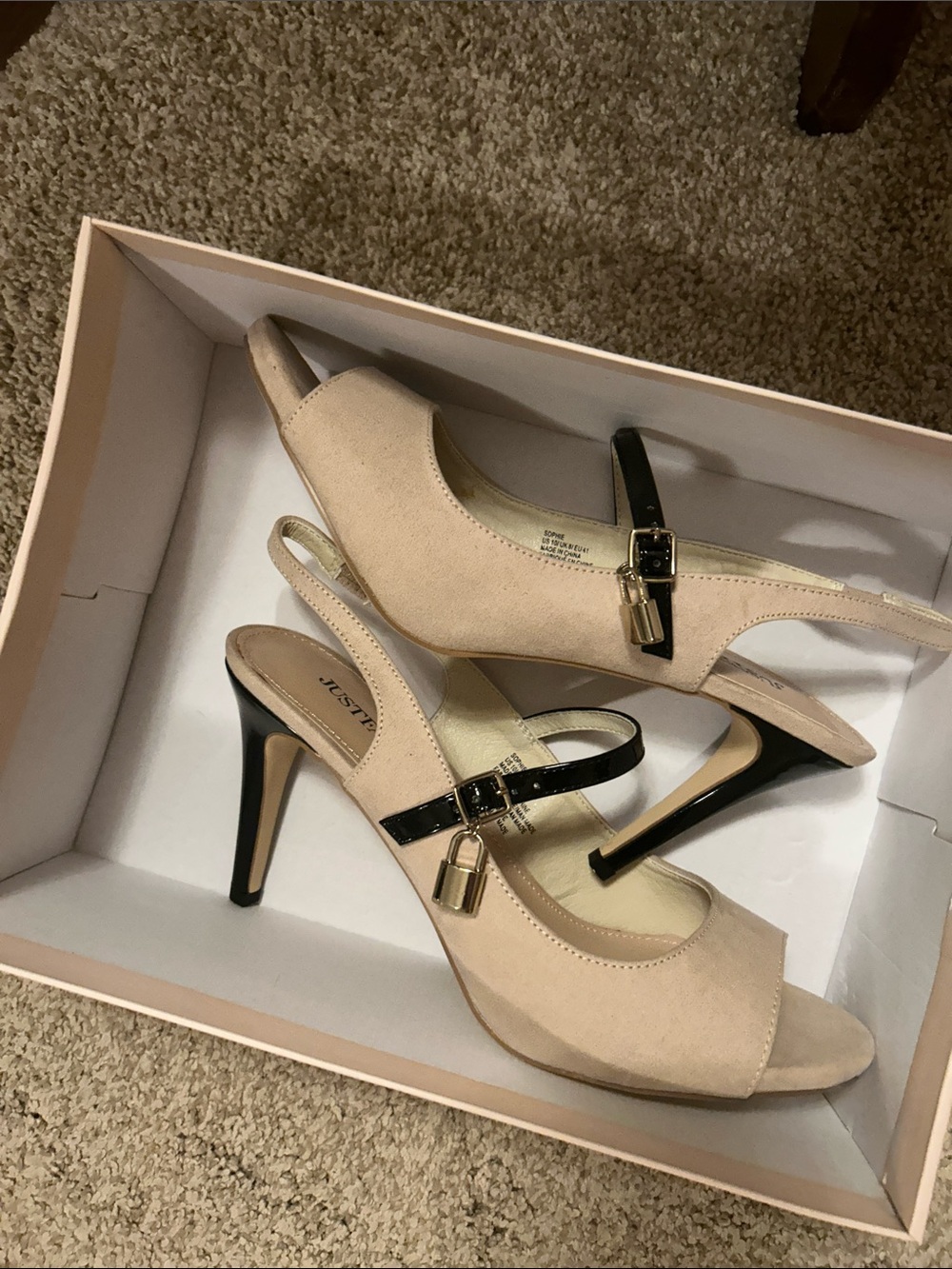 JustFab Beige Slingback Peep-Toe Heels with Black Strap and Gold Buckle. NWT 10